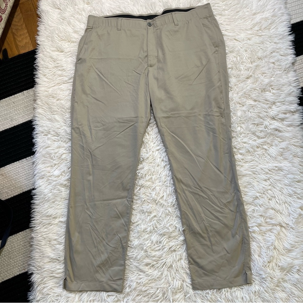 G4 Under Armour Men's Khaki Chinos